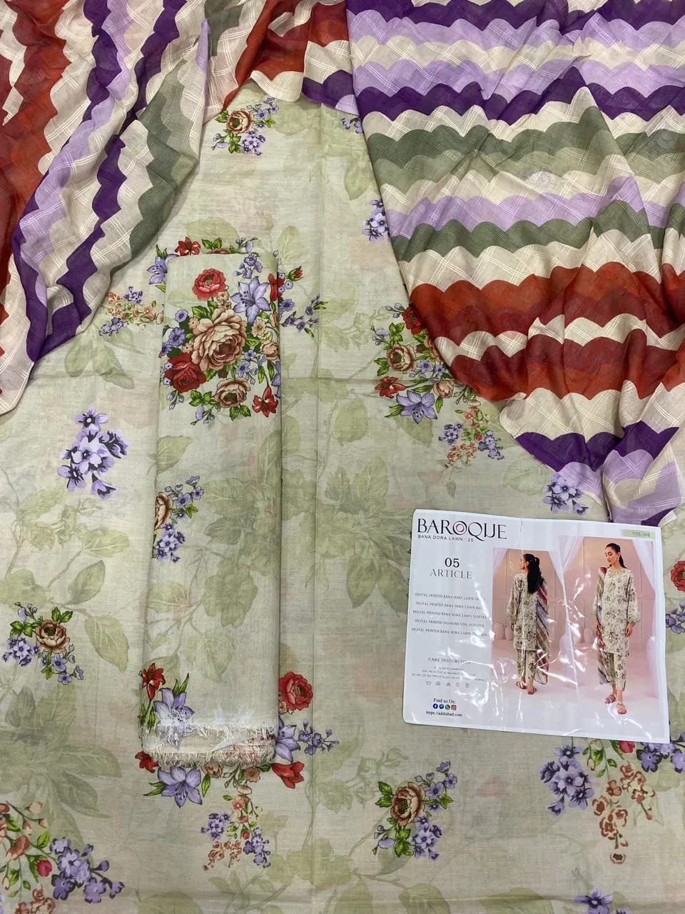 3 Pcs Women's Unstitched Digital Print Suit