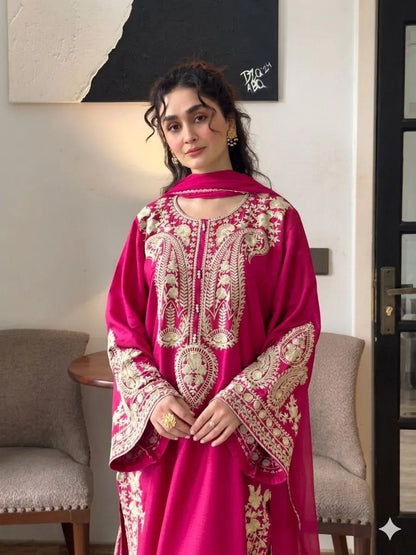 Pink Embroidered Lawn 3Pcs Set for Women