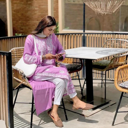 1 Pc Woman's Stitched Linen Embroidered Kurtaa