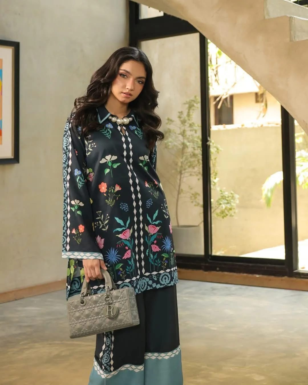 Printed Kurta Set with Emroidered Details